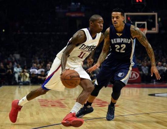 认为她在高 认为她在高